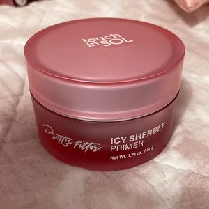 touch in SOL Pretty Filter Icy Sherbet Primer